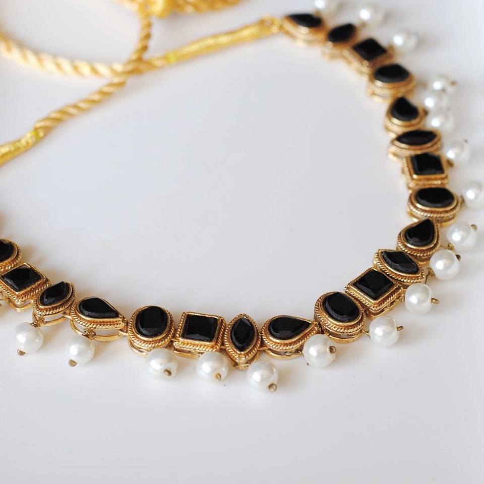 Kundan Choker