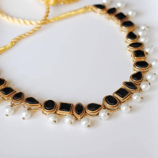 Kundan Choker